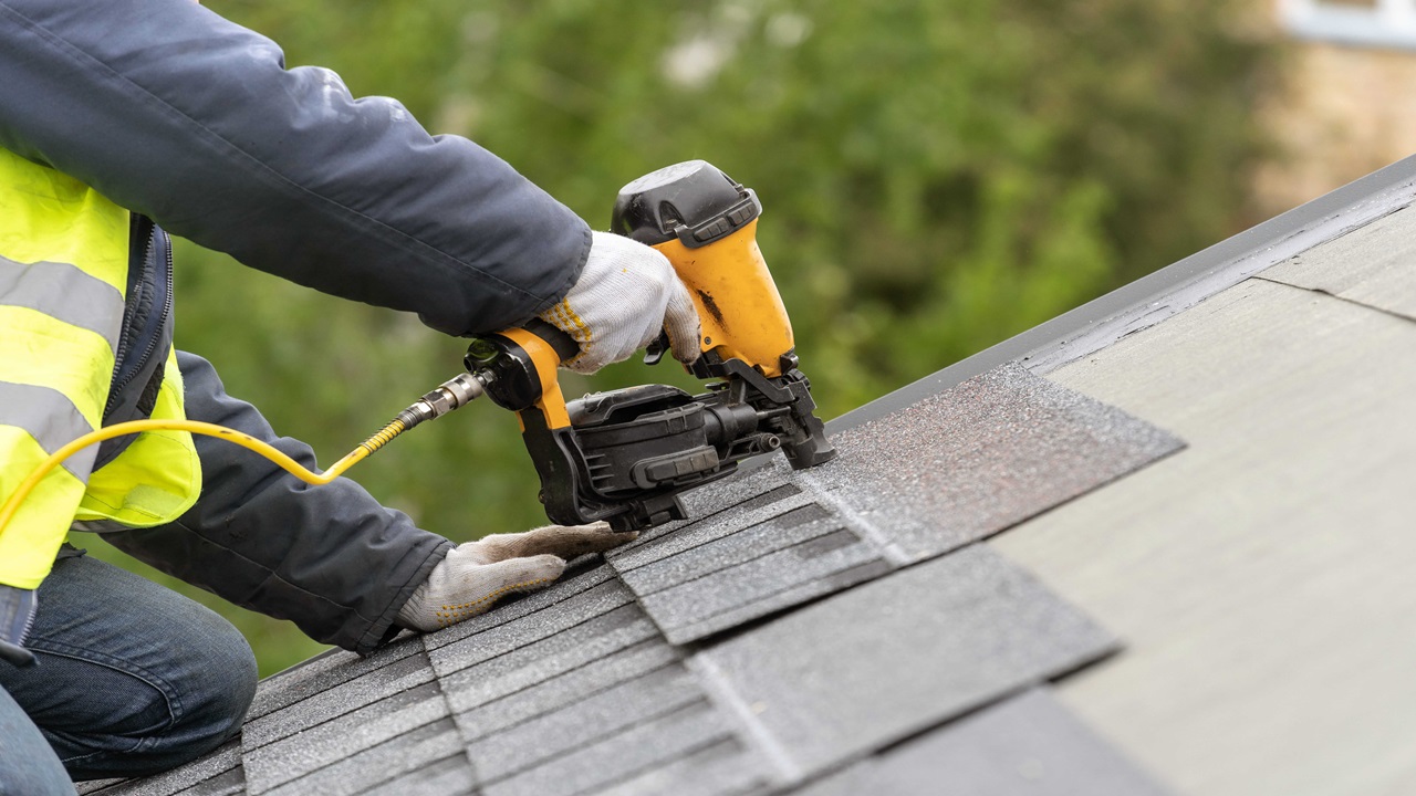 6711517f0e4cdd34e341477c Roofing